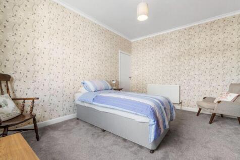 20_4 blytheswood crescent, largs  (18).jpg
