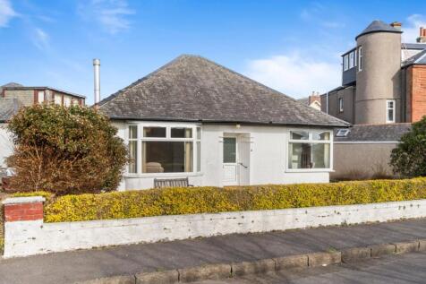 3_4 blytheswood crescent, largs  (24).jpg
