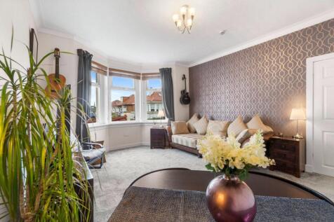 9_22 hutton park crescent, largs  (6).jpg