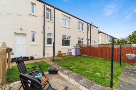 27_22 hutton park crescent, largs  (25).jpg