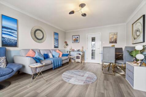 5_main street 12d, the moorings, largs (4).jpg