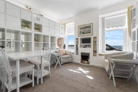 4_fort street flat gr 8 (3).jpg