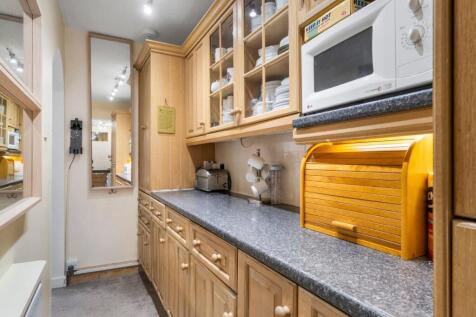 8_fort street flat gr 8 (7).jpg
