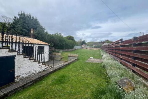 Gardens and Outbuildings