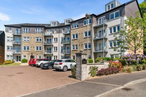 2_19 rosebank gardens, largs  (2).jpg