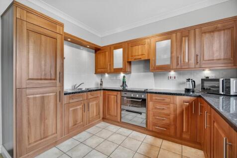 Lounge/Dining/Kitchen
