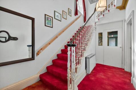 5_17 stanlane place, largs _05.jpg
