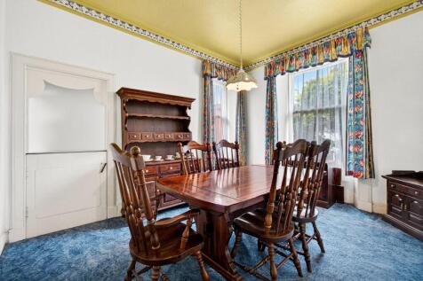 9_17 stanlane place, largs _09.jpg