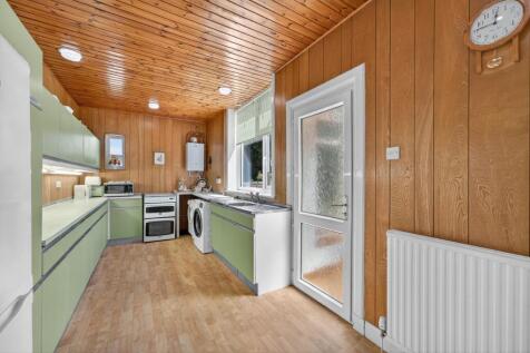 8_1 whinhill road largs_07.jpg