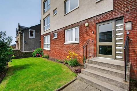 2 fernside, brisbane street, largs _03.jpg