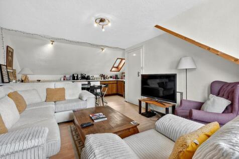 4_001_3l 21 bath street, largs _04.jpg
