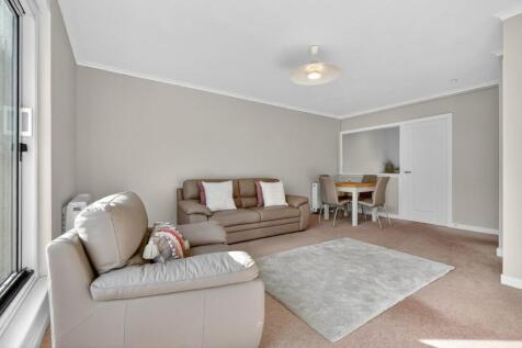 4_3 hamilton court_05.jpg