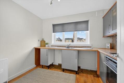 6_3 hamilton court_07.jpg