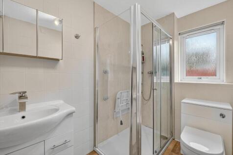 2 woodbank gardens, largs _12.jpg