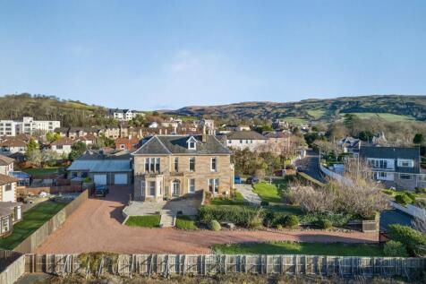 8 buchanan street, largs_44.jpg