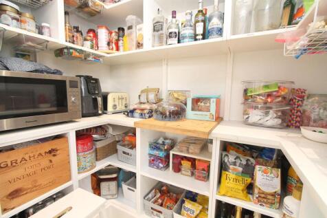 pantry.jpg