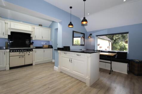 15-KITCHEN4.jpg