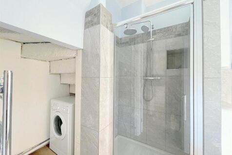 shower 1.jpg