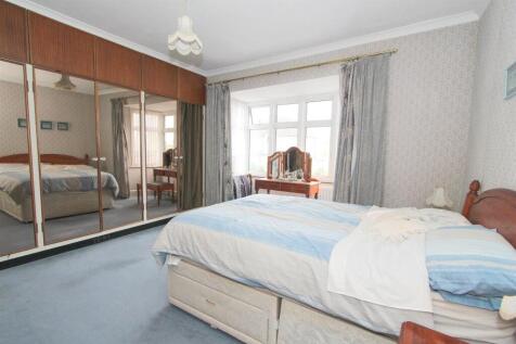 bed 1.jpg