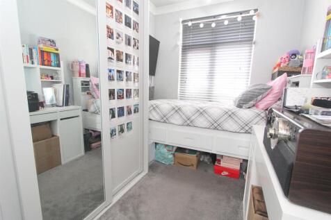 bed 3.jpg