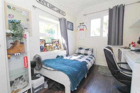 bed 3.jpg
