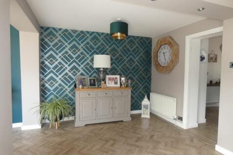 Open plan Lounge/Dining room