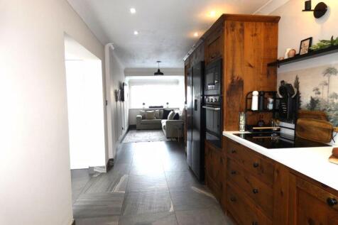 Kitchen/Lounge into Dining room