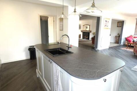 Kitchen/Lounge