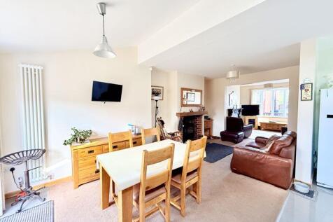 Dining Room/Lounge