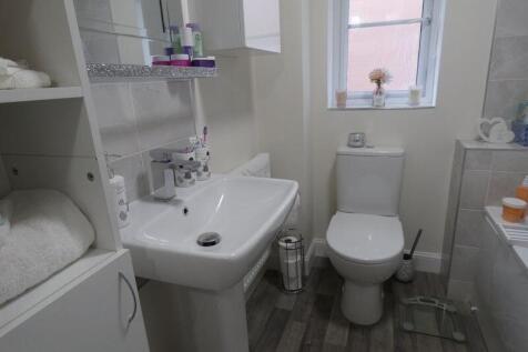 First Floor Bathroom