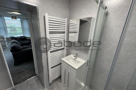 Shower Room 1