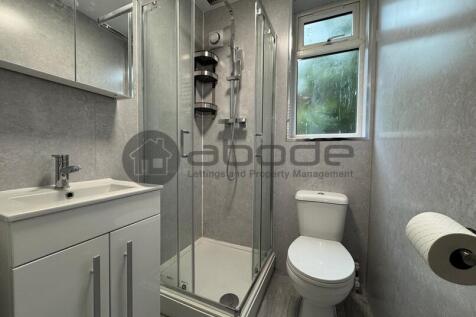 Shower Room 2