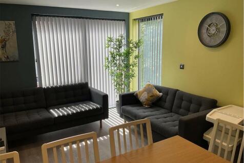 Flat 6 Communal