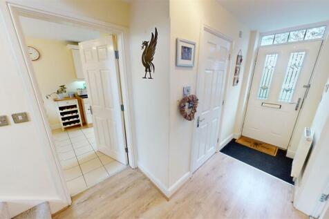 St Thomas Close Hallway