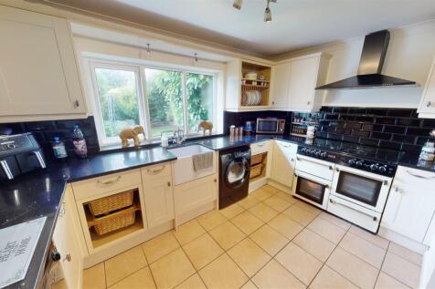 Ashfield Crescent Kitchen