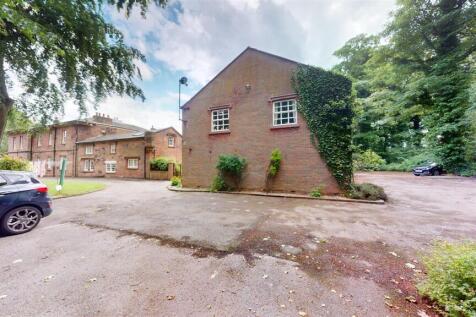 Eccleston Hall Parking