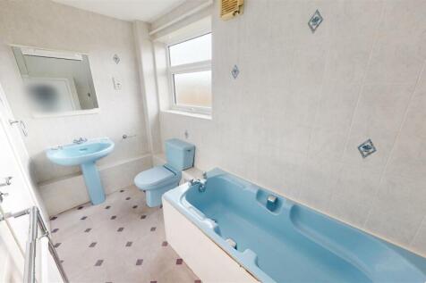 Heyes Grove Bathroom