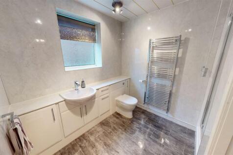Avery Road Shower Room