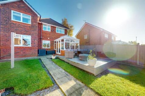 Ashbury Drive Rear Garden
