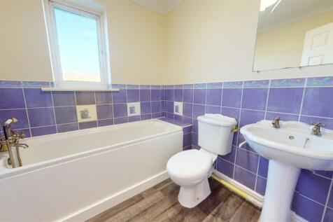Edenhurst Bathroom