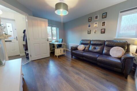 Linear Bank Close Reception Room
