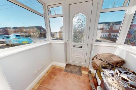 Dearnham Avenue Porch