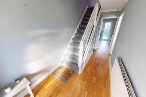 Dearnham Avenue Hallway