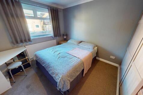 Dearnham Avenue Bedroom