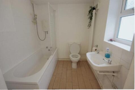 Broad Oak Road - Bathroom