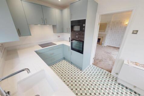 Oak Tree Road Kitchen