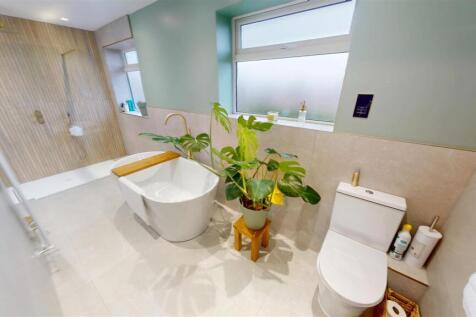 Stretton Avenue Bathroom