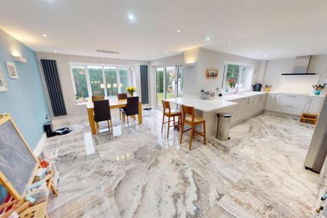 Stretton Avenue Kitchen Diner