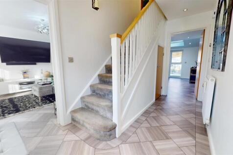 Cherwell Avenue Hallway