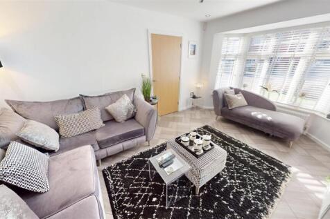 Cherwell Avenue Living Room